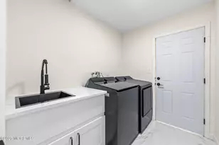 1 Richard Ct, Manalapan Township, NJ 07726 - Photo 38