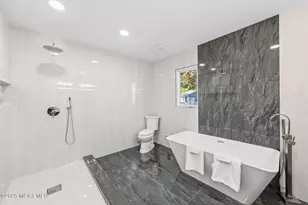 1 Richard Ct, Manalapan Township, NJ 07726 - Photo 24