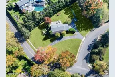 25 Surrey Lane, Ocean Twp, NJ 07712 - Photo 2