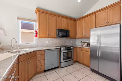 214 E 29th Street, Long Beach Township, NJ 08008 - Photo 20