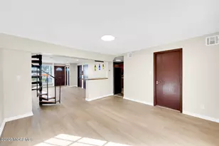 32 Lakewood Ave, Keansburg, NJ 07734 - Photo 4