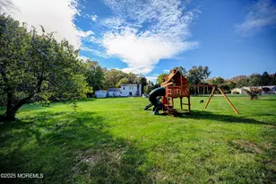 75 N Rochdale Ave, Millstone Township, NJ 08535 - Photo 34