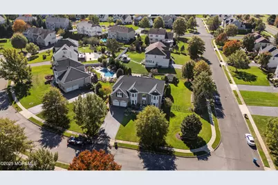 6 Cornell Court, Freehold, NJ 07728 - Photo 2