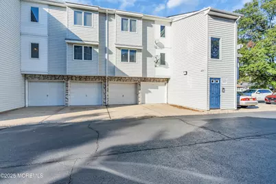 270 Main Street #6, Keansburg, NJ 07734 - Photo 2