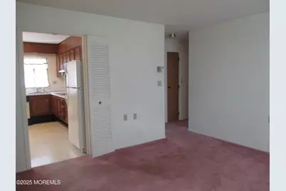 681B New Castle Court, Lakewood, NJ 08701 - Photo 14