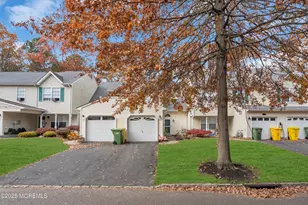 565 Woodbine Ln, Lakewood, NJ 08701 - Photo 2