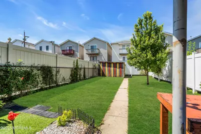 333 Danforth Avenue, Jersey City, NJ 07305 - Photo 52