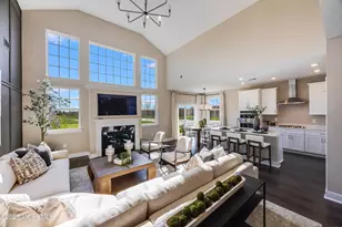 109 Fillmore Dr, Monroe Township, NJ 08831 - Photo 2