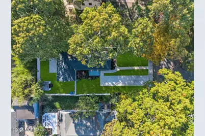 185 Elmwood Road, Oakhurst, NJ 07755 - Photo 18