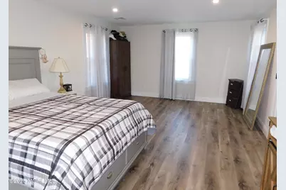 1 Desai Court, Freehold, NJ 07728 - Photo 20