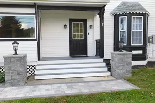 1 Desai Ct, Freehold, NJ 07728 - Photo 4