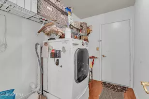 264 Nighthawk Dr, Monroe Township, NJ 08831 - Photo 10