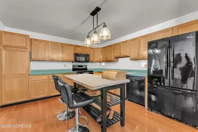 264 Nighthawk Drive, Monroe Township, NJ 08831 - Photo 4