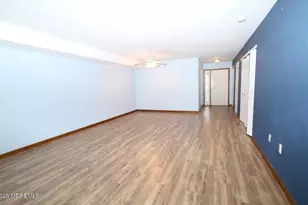 7 W Playhouse Dr, Little Egg Harbor, NJ 08087 - Photo 4