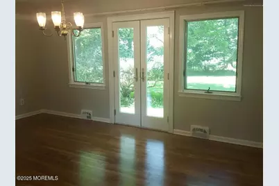 15 Windsor Place, Colts Neck Township, NJ 07722 - Photo 8