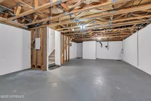 31 Lexington Ct, Holmdel, NJ 07733 - Photo 32