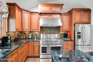 24 Princeton St, Red Bank, NJ 07701 - Photo 4