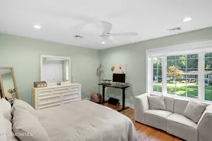 24 Princeton St, Red Bank, NJ 07701 - Photo 14