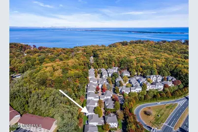 4 Isabella Court, Atlantic Highlands, NJ 07716 - Photo 2