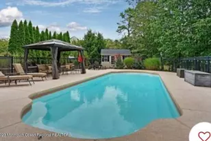 29 Jefferson Ct, Jackson, NJ 08527 - Photo 2