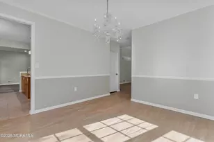 20 Mulberry Ln, Holmdel, NJ 07733 - Photo 12