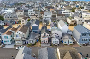 34 W Rutherford Ln, Lavallette, NJ 08735 - Photo 2