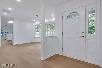 2 Schoolhouse Lane, Lakewood, NJ 08701 - Photo 8