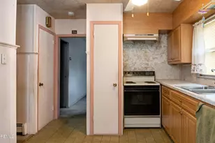 219 Kettle Creek Rd, Toms River Township, NJ 08753 - Photo 24