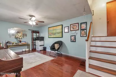 672 Hopping Road, Belford, NJ 07718 - Photo 2