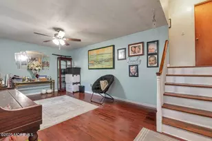 672 Hopping Rd, Belford, NJ 07718 - Photo 2