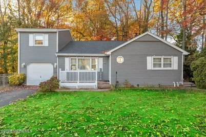 672 Hopping Road, Belford, NJ 07718 - Photo 1