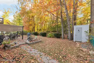 672 Hopping Rd, Belford, NJ 07718 - Photo 10