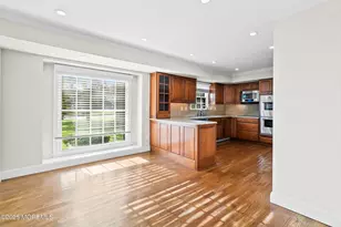 27 Magnolia Ln, Toms River Township, NJ 08753 - Photo 14