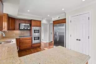 27 Magnolia Ln, Toms River Township, NJ 08753 - Photo 16