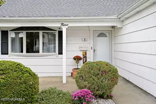 9 Tralee Rd, Hazlet Township, NJ 07730 - Photo 4