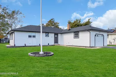 249 Barbados Drive N, Toms River Township, NJ 08757 - Photo 2