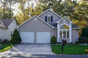 9 Abbot Square, Jackson, NJ 08527 - Photo 2