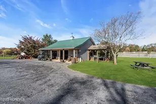 42 Hill Rd, Allentown, NJ 08501 - Photo 6