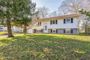 1575 Deer Hollow Dr, Toms River Township, NJ 08753 - Photo 2