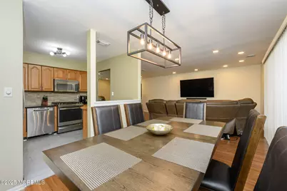 184 Edinburgh Court, Matawan, NJ 07747 - Photo 8