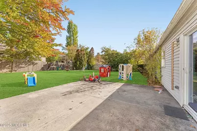 915 Morris Avenue, Lakewood, NJ 08701 - Photo 18