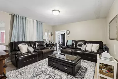 5 Claytons Lane, Manalapan Township, NJ 07726 - Photo 4