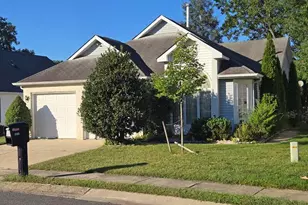 1598 Alpen Ln, Toms River Township, NJ 08755 - Photo 2