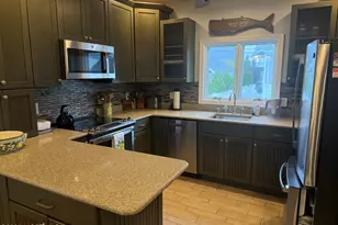 128 Woodland Ave, Avon by the Sea, NJ 07717 - Photo 6