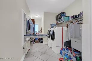 176 Oakland Mills Rd, Manalapan Township, NJ 07726 - Photo 24