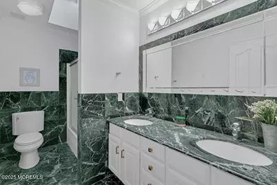 176 Oakland Mills Road, Manalapan Township, NJ 07726 - Photo 38