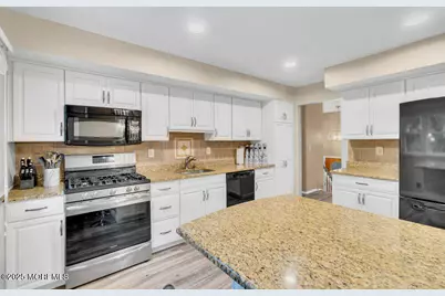 11 Yorkshire Drive, Toms River Township, NJ 08753 - Photo 12