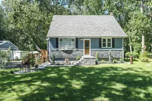 732 Monmouth Rd, Cream Ridge, NJ 08514 - Photo 4