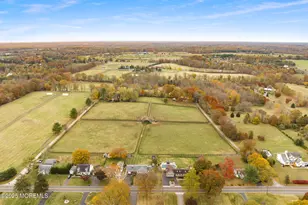 193 Burlington Path Rd, Cream Ridge, NJ 08514 - Photo 6