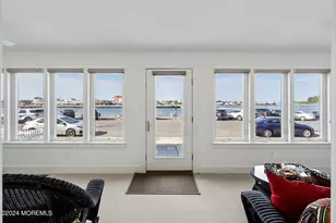 556 Riverside Dr, Manasquan, NJ 08736 - Photo 4